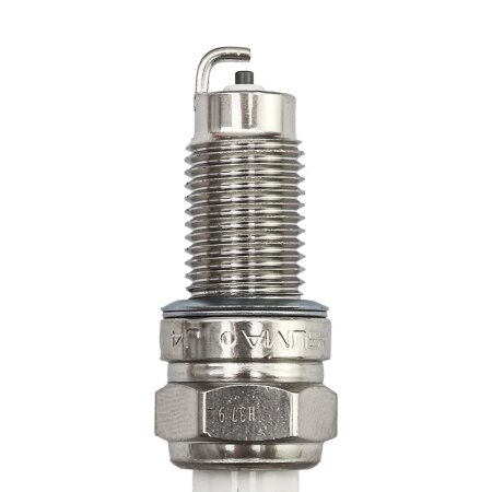 Свеча зажигания платиновая BKR6EQUP (3199), S137P